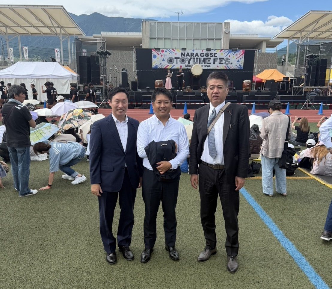地域のイベント会場での川口信